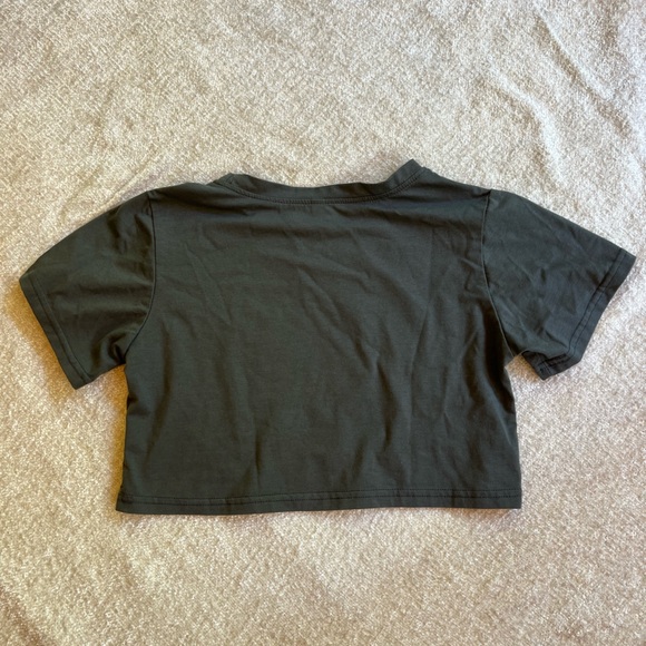 Cropped Wave Tee - Picture 3 of 3